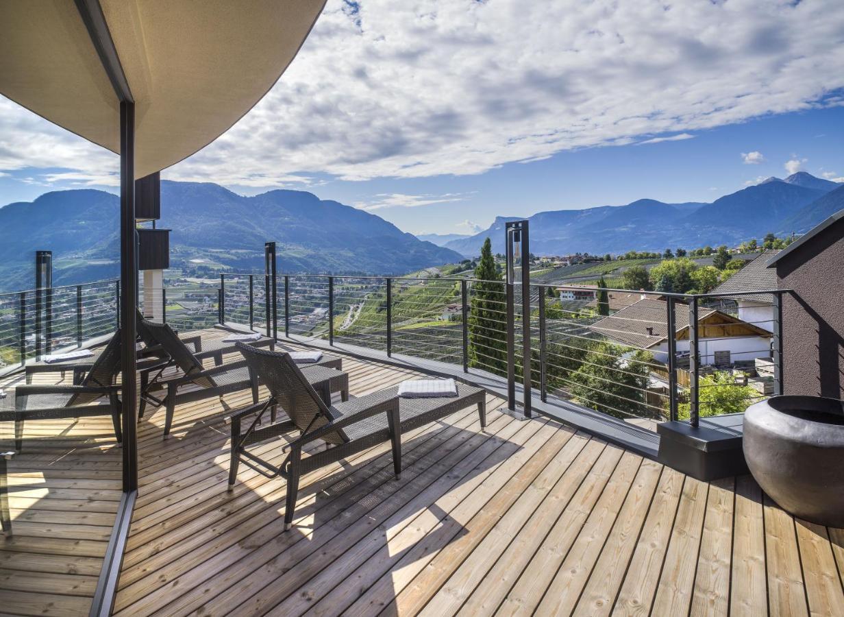 Hotel Landsitz Stroblhof à Tirolo Extérieur photo